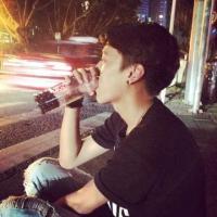 注意你很久了，跟我走