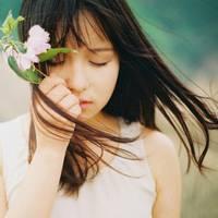 想看就看 人的眼睛是黑的，心是