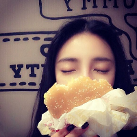 一路有你很开心 老婆就一个，其余全是