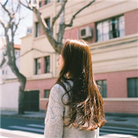 cute 她忧伤而美丽的面容，