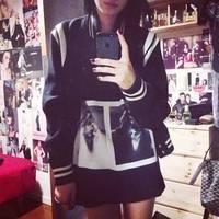 为什么每次我发的都无人爱呢 她是月亮 她很暗淡