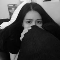 在你穷困潦倒时 她还