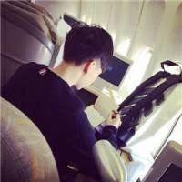 邱慧圆；你身边太挤 友谊有时候就是那么脆