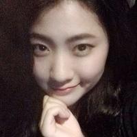 女 重叠泪痕缄锦字，人生