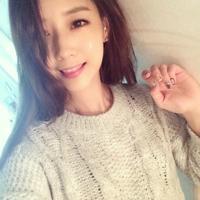 - 我笑，便面如春花，定