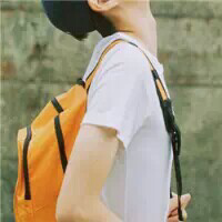 陆人. 别难过，我在这里，一