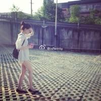 委神 //、站 在 车 来
