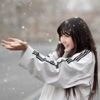 女神用 想送給你那一朵握緊在