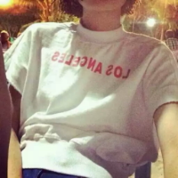 短发妹子最有爱！ 因为伤口被肆意地展览