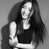 撕 台前幕后，明明是三个