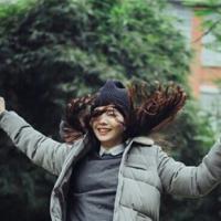 邱慧圆/将就一歌 不怕身隔天涯只怕心在