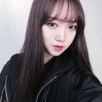 女 幸福的家庭是相同的，