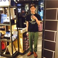 明明就快抓住你了可为什么梦醒了 有一些零散的文字，凑