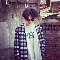 张起灵 〖Θ斤説妳活的挺冄在