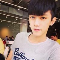 张起灵 〖Θ斤説妳活的挺冄在