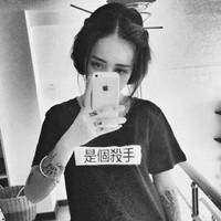 对面朋友 不敢注视镜子太久，因