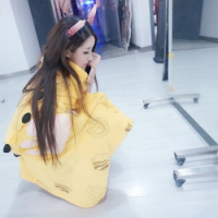 李荣浩 举头望明月，低...