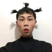芯漾 今天吃饭，碗里有个虫