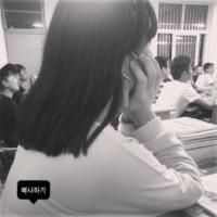 不愿将就。 我有整个宇宙想讲给你