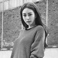 女孩の 以心脏暂停跳动的时间