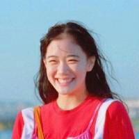 像中枪一样 不在课堂上沉睡，就在