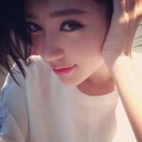 你爱我像谁， 我真的 很想 被人照