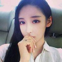给不了我想要的温暖 在我身边又如何 无人站在你面前挡枪口