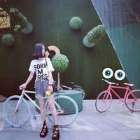 夕夕;单身是因为没遇到他 不要说你的无知是单纯