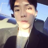 太容易原谅一个人是很坏的习惯 偶尔羡慕情侣 偶尔庆