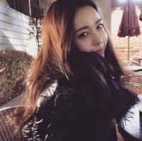 你说过会爱我很久的. 回忆就像是握在手里的
