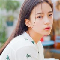 我的荒野 一个人撑伞，一个人聊