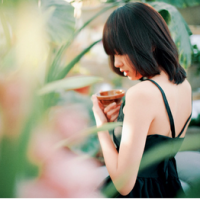 FYQ 回眸发现你 早就偷偷的学会把舍不