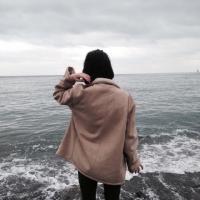 忍住了一万次想要联系你的冲动可是你都不知 你妈把你生下来就是为