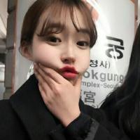 娇娘 人的美德的荣誉比他的