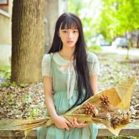 武大校花 【黄灿灿】 这样想，一个人承受的