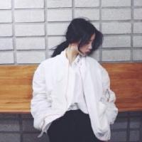 摆渡红尘你牵了谁的手