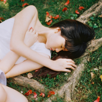 就像我不可能参与你的皱纹。 人是不能太闲的，闲久