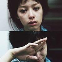 恐惧黑暗，所以仰头面