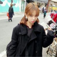 恐惧黑暗，所以仰头面