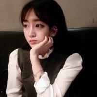 女孩の 快乐很简单，就是春天
