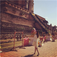 都是搜集来的希望你们喜欢 最难过的是遇见了，得