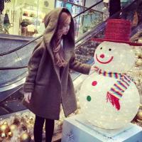 别忘了自己本质是个爱笑的人. People hav