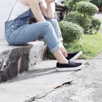 陈昔瞳 轻轻的拂动着我那一点