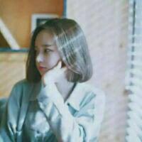 长发不如短发美 入目不别人，四下皆是