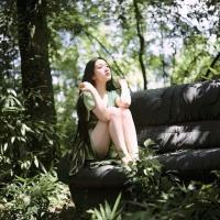 女头 你偶尔无关痛痒的问候