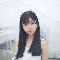 一句再见. 一生落魄，最爱自己。