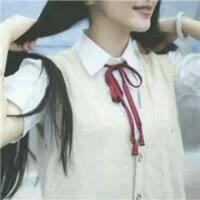 孤. 学生时代喜欢一个人，