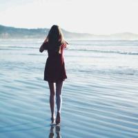 婪瘾。 我拿青春这杯美酒与你