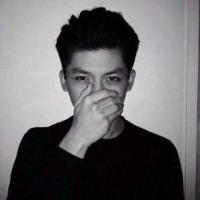 大难临头也要握住我的手 感觉从草丛里窜出夜晚