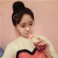 女孩の 心中若有美，处处莲花